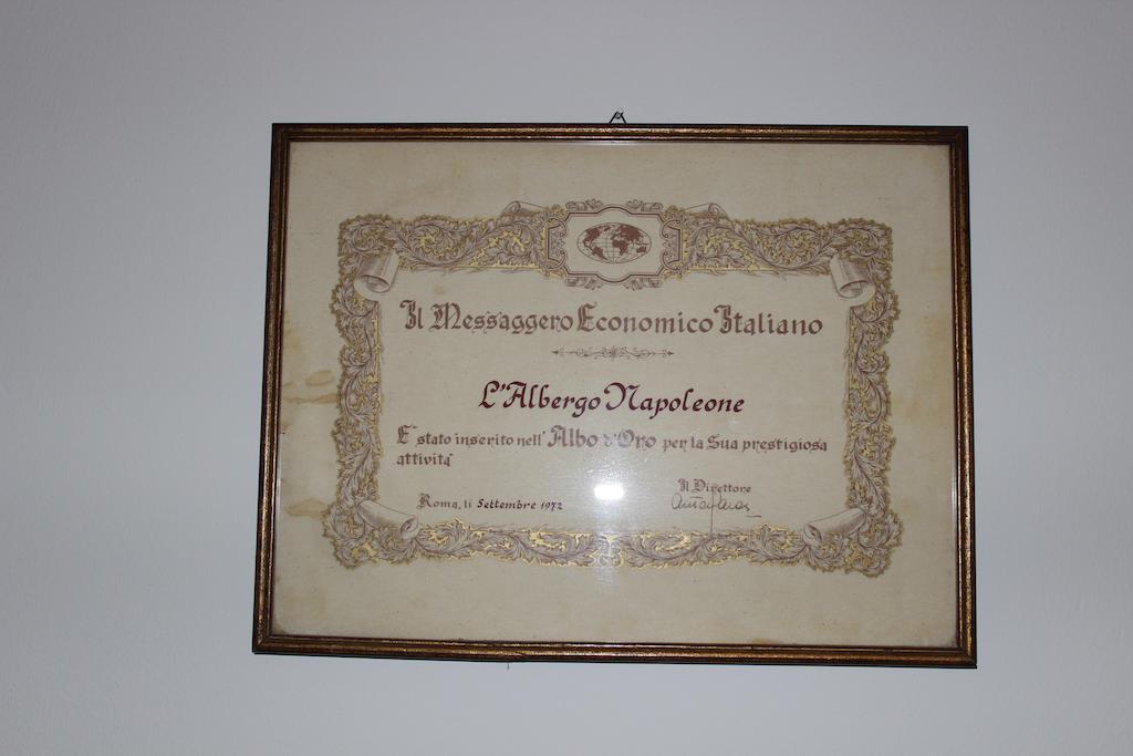 Albergo Napoleone SantʼAmbrogio di Valpolicella المظهر الخارجي الصورة