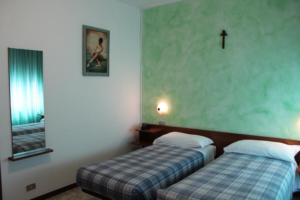 Albergo Napoleone SantʼAmbrogio di Valpolicella المظهر الخارجي الصورة