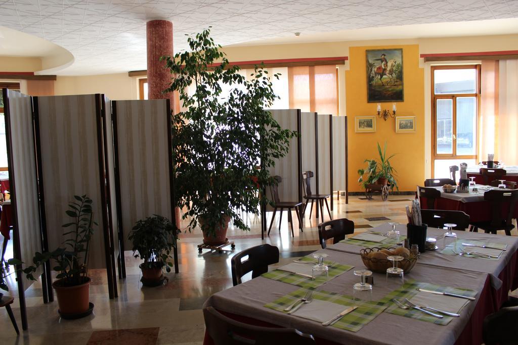 Albergo Napoleone SantʼAmbrogio di Valpolicella المظهر الخارجي الصورة
